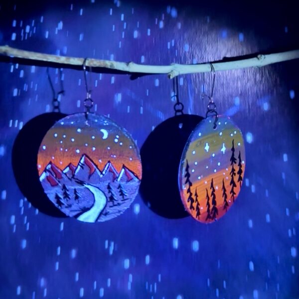 Paint & Sip: Glowing Handpainted Earrings | 8/15 at Mad Mack’s
